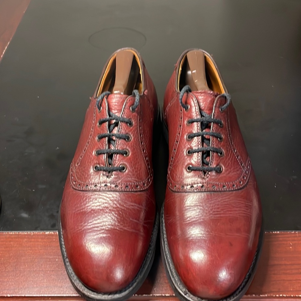 Project shoes, see pictures. Alden Shoe size 9 1/2 AAA/A color burgundy.